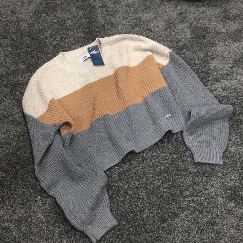 Color Block Crewneck Sweater - Picture 8 of 8